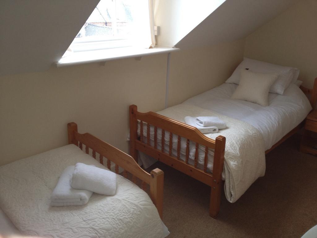 Arcadia Guest House Weymouth Room photo